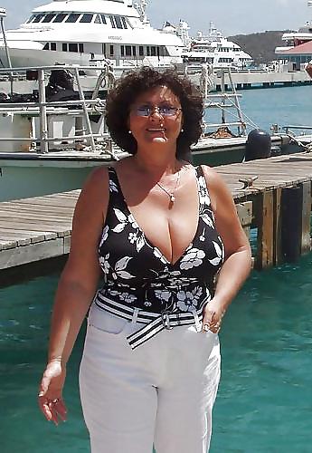 23P Granny Matures sexy erotic clothed (Mostly)