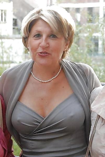 23P Granny Matures sexy erotic clothed (Mostly)