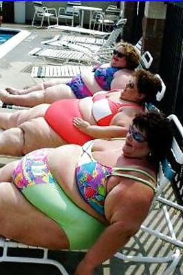 13P BBW  BIKINI MATURES