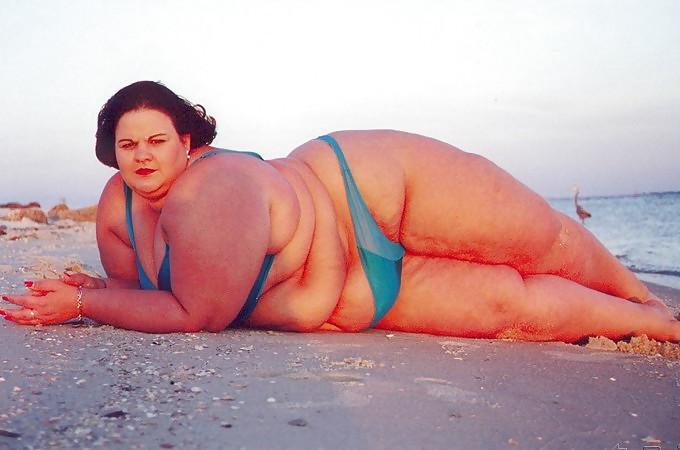 13P BBW  BIKINI MATURES