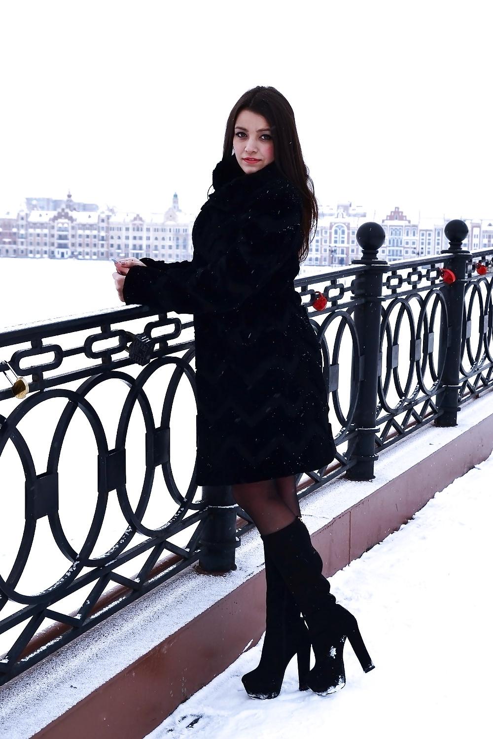 25P Russian amateur teen Gulnara Abbasova