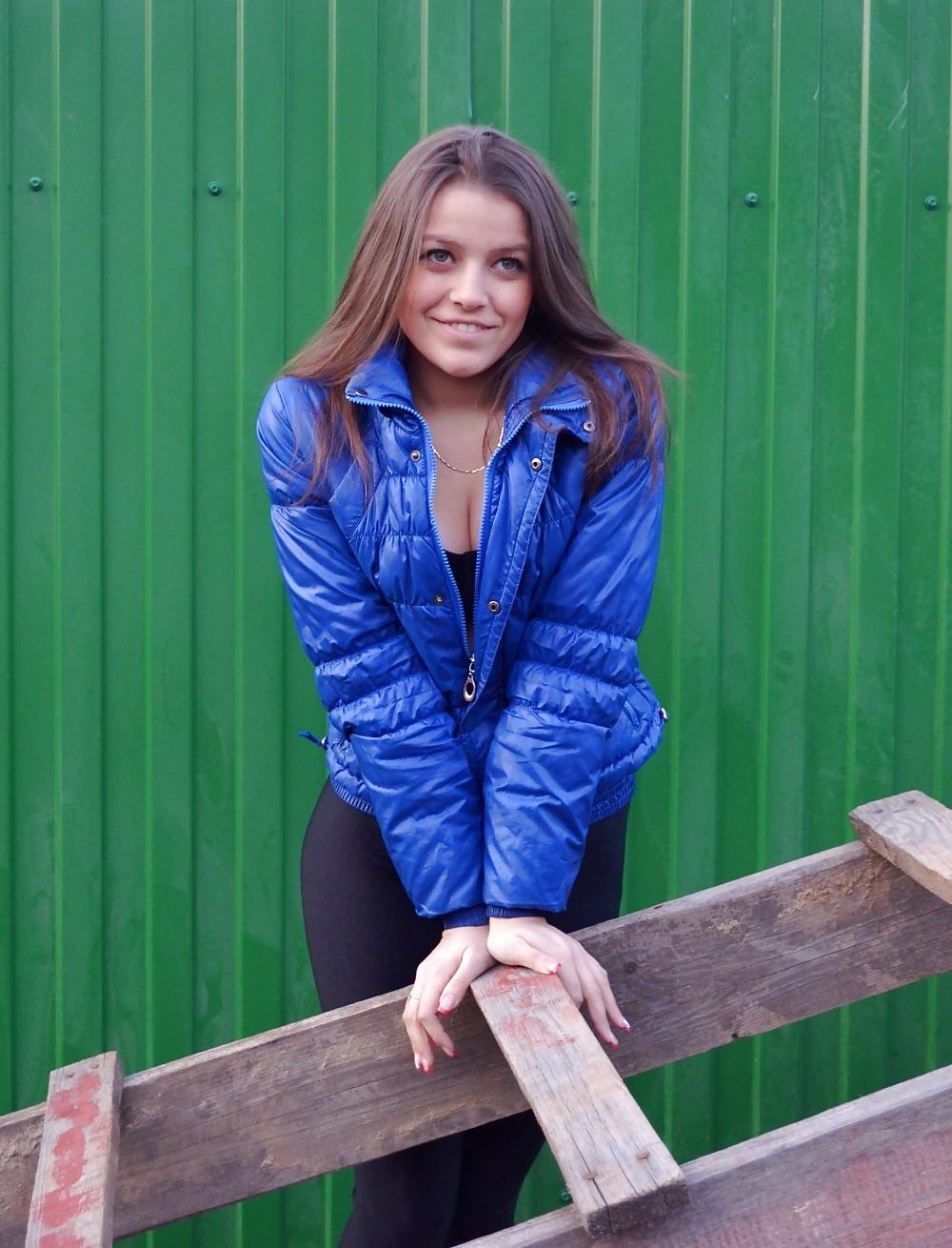 25P Russian amateur teen Gulnara Abbasova