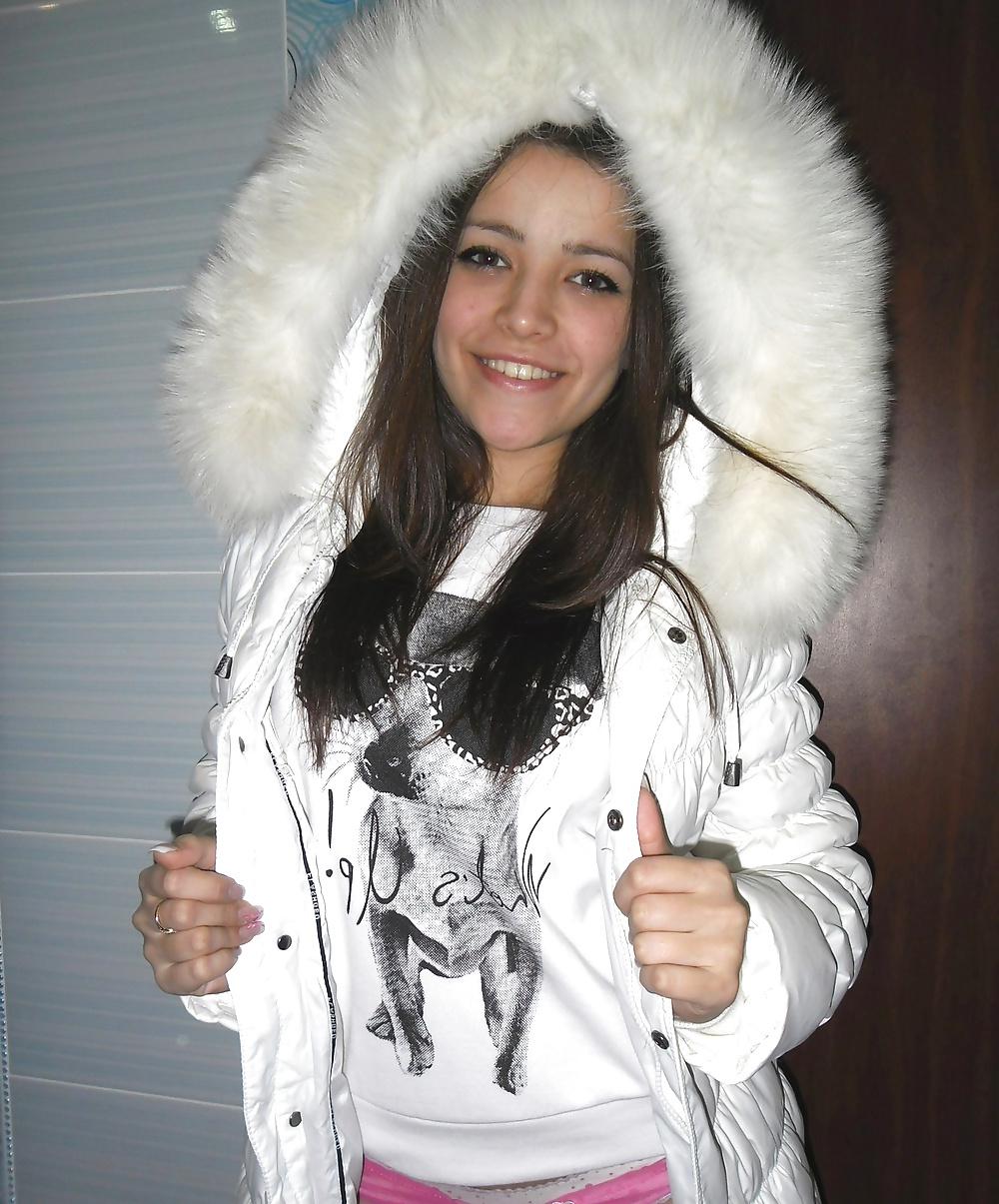 25P Russian amateur teen Gulnara Abbasova