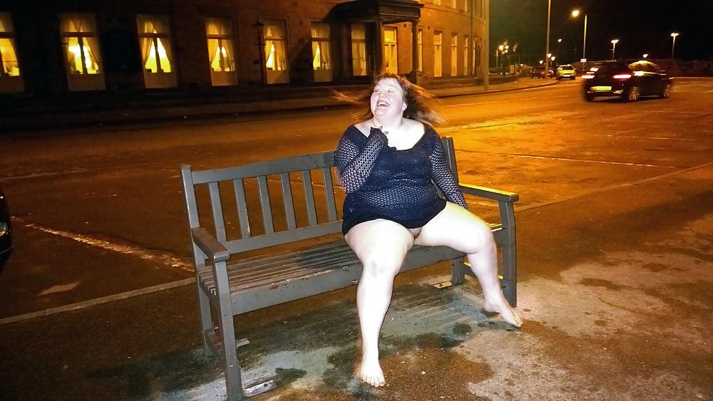 9P Tim Tess 16 Hairy BBW after hours on the pavement