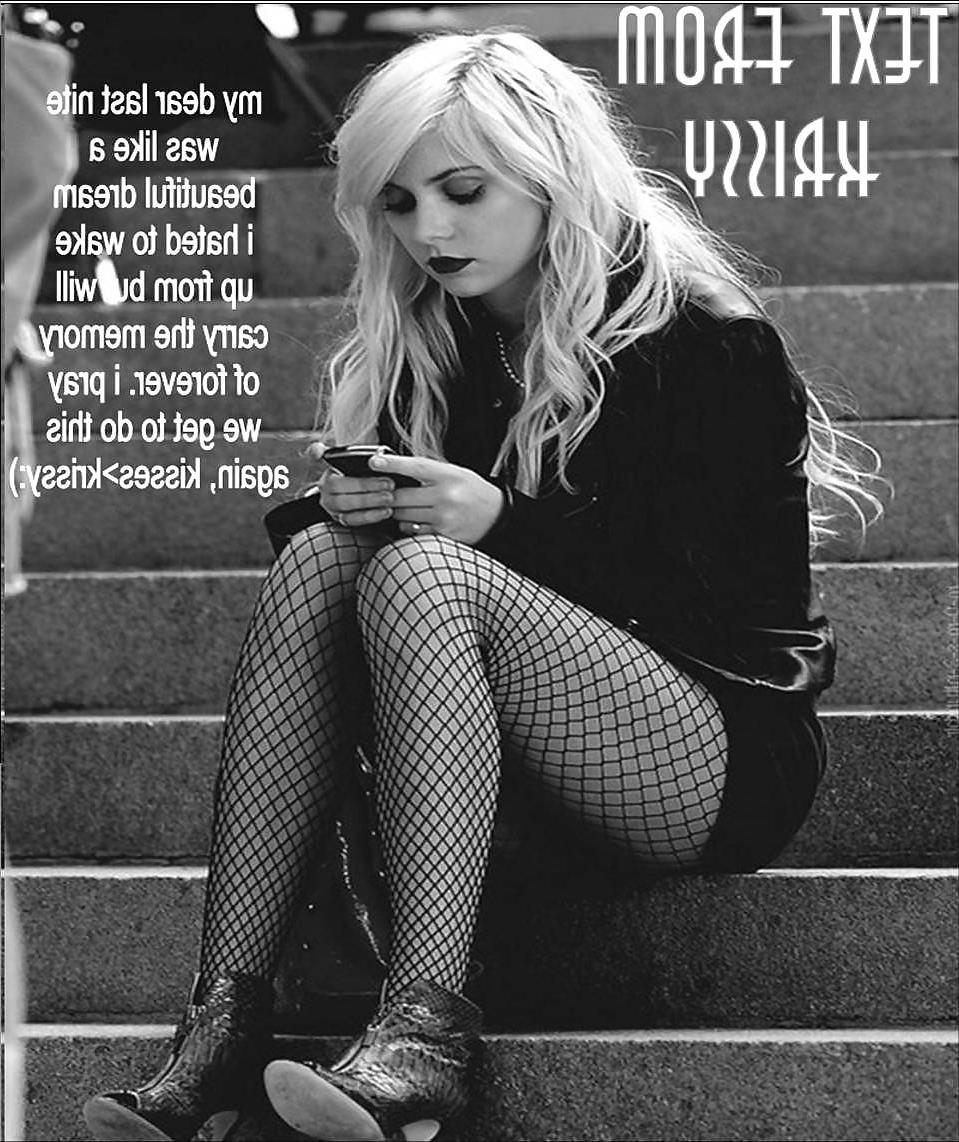 12P KRISSY ROMANTIC CAPTIONS