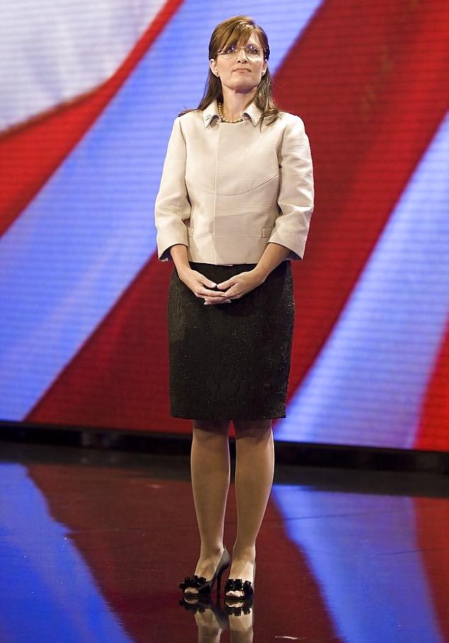 25P Love cumming to conservative Sarah Palin