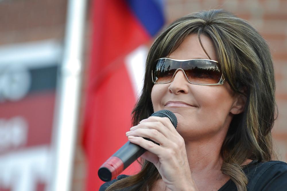 25P Love cumming to conservative Sarah Palin