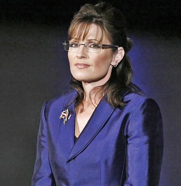 25P Love cumming to conservative Sarah Palin