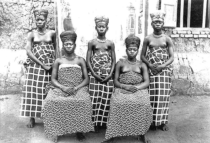25P Naive native nudity captured in colonial times II