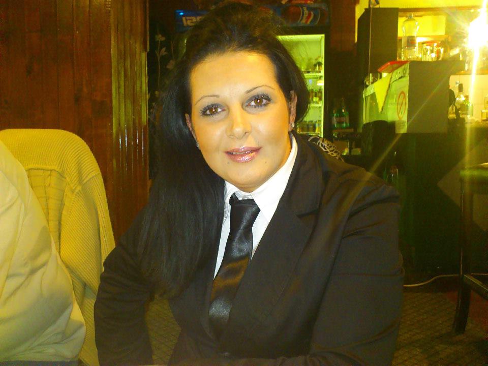 25P Mature Ladies