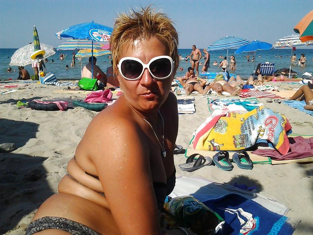 25P Mature Ladies