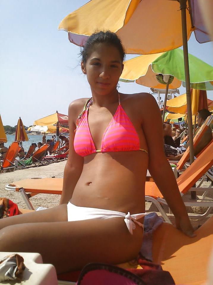 6P Greek beauty: xristinaki