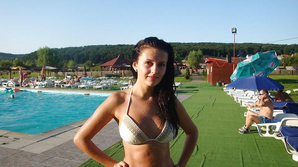 7P Romanian girl: Anca