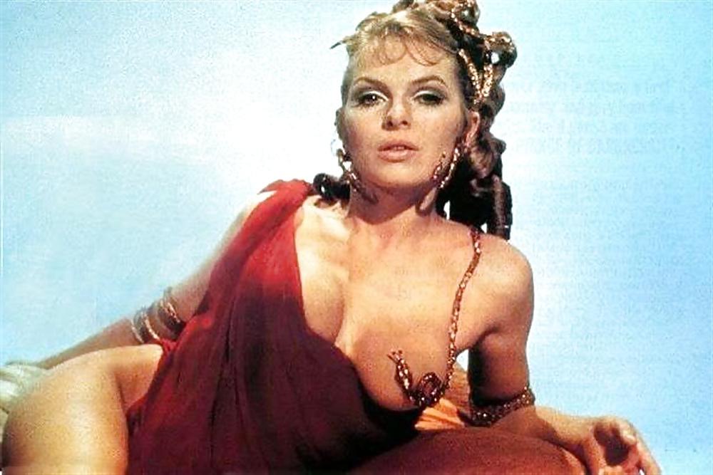 10P B Movie Queens - Julie Ege Part 1