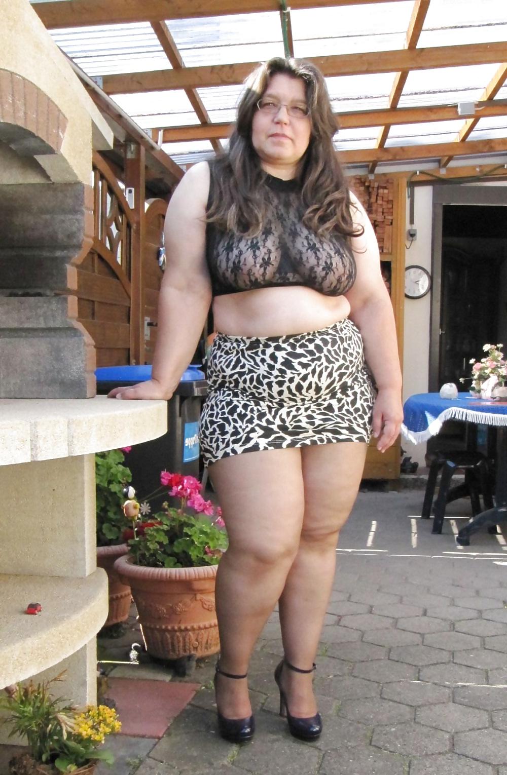 6P Full thighs in the mini Minirock Martina