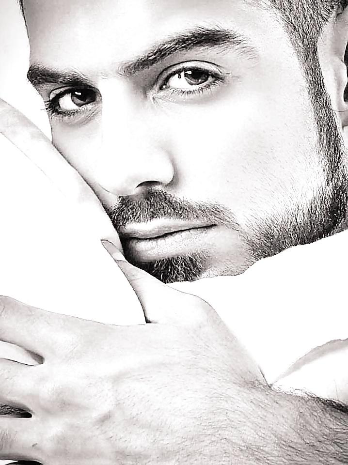 25P Especial Omar Borkan Al Gala