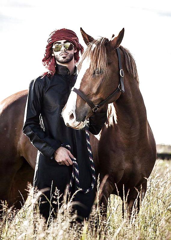 25P Especial Omar Borkan Al Gala