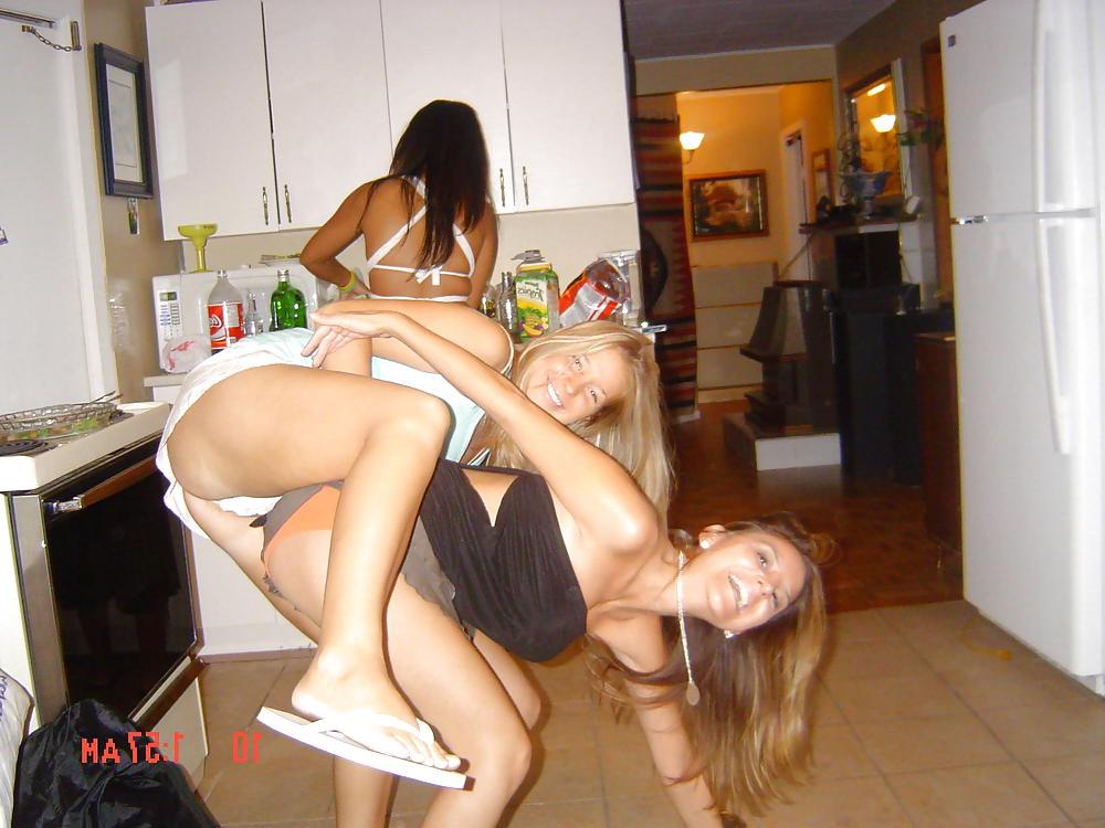 23P Upskirt 002