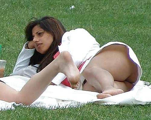 23P Upskirt 002
