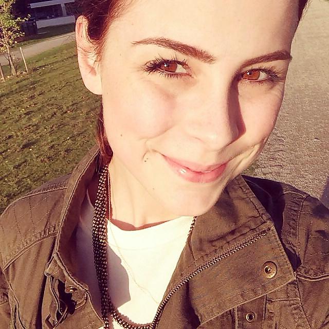 25P New Lena Pics - paar neue Bilder von Lena zum wichsen