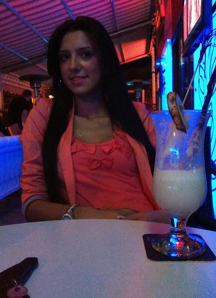 21P Romanian beauty: Simona