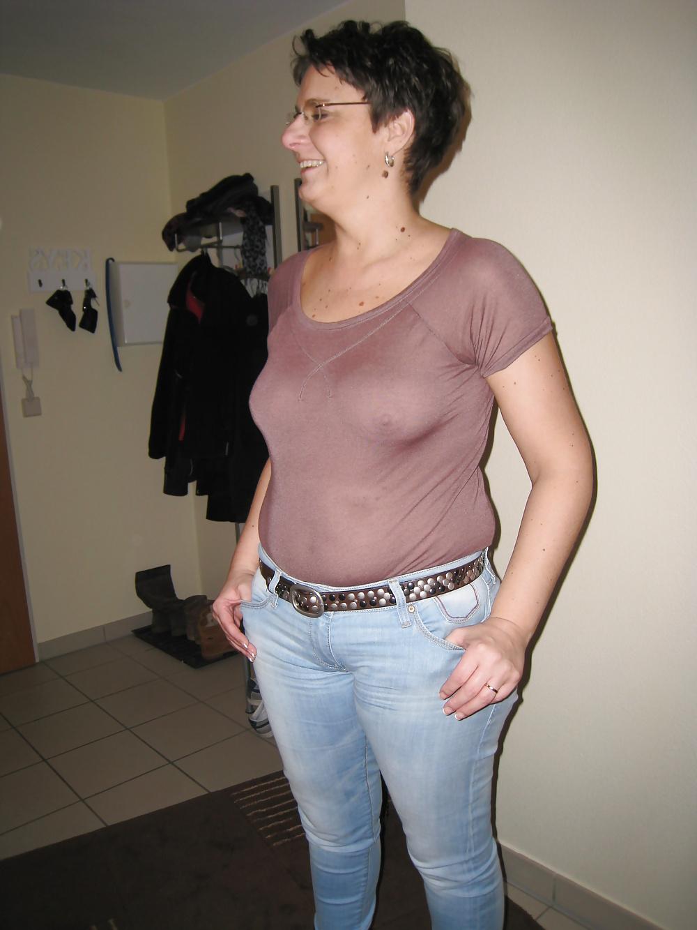 10P Casually Dating MILF