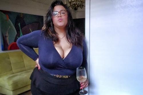 14P Random non nude busty women 2