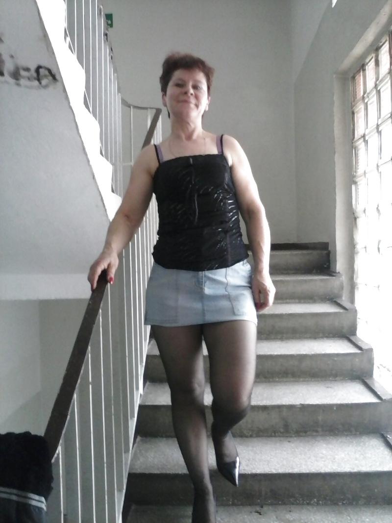 25P Mature Ladies Mix