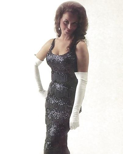 25P Jeannie C. Riley----non nude