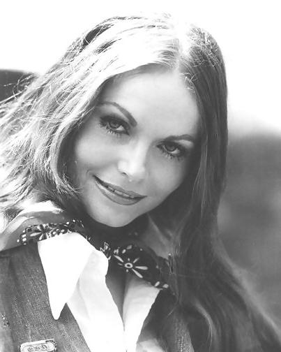 25P Jeannie C. Riley----non nude