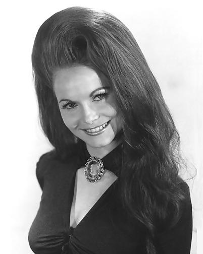 25P Jeannie C. Riley----non nude