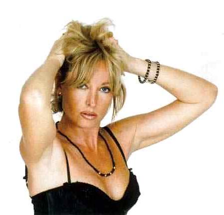 25P Nanci Guerrero
