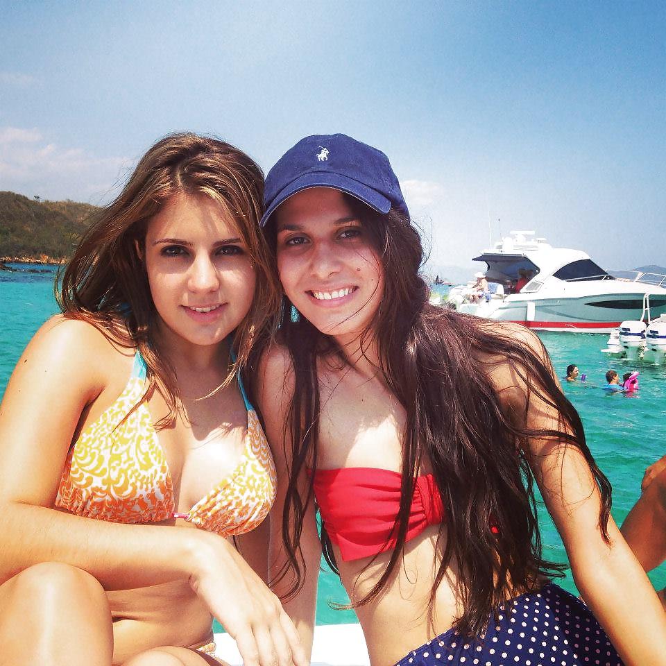 25P Venezuelan Cuties