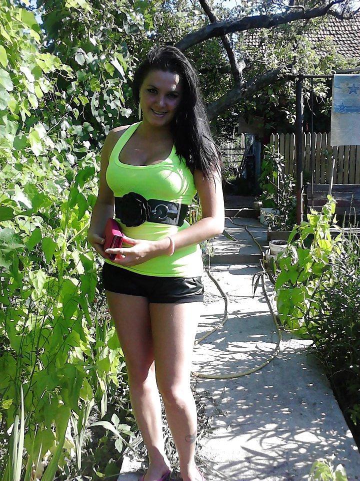 12P Romanian girl: Bianca