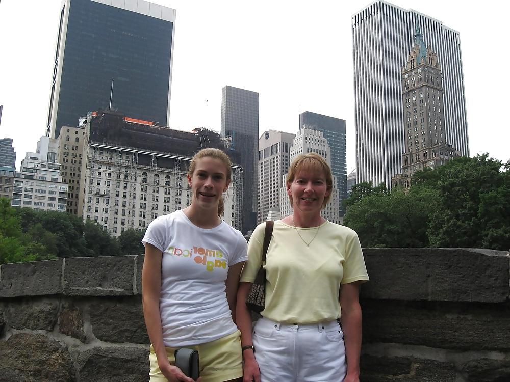 19P No nude mom and not her daughter 1.