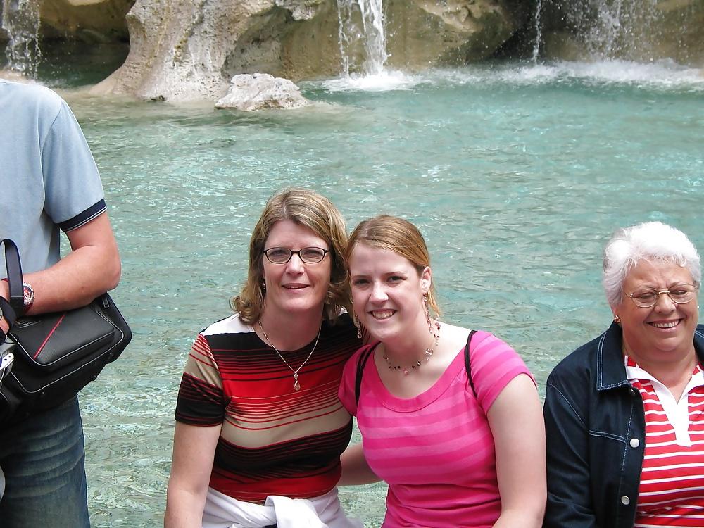 19P No nude mom and not her daughter 1.
