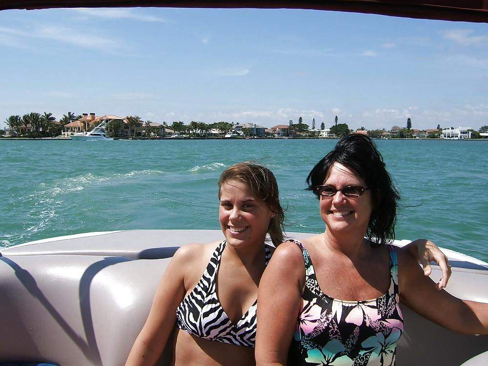 19P No nude mom and not her daughter 1.