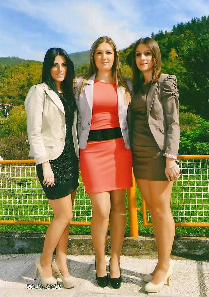 25P LEGS LEGS AND HEELS 1