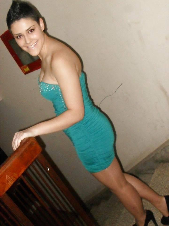 25P LEGS LEGS AND HEELS 1