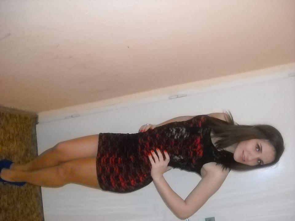 25P LEGS LEGS AND HEELS 1