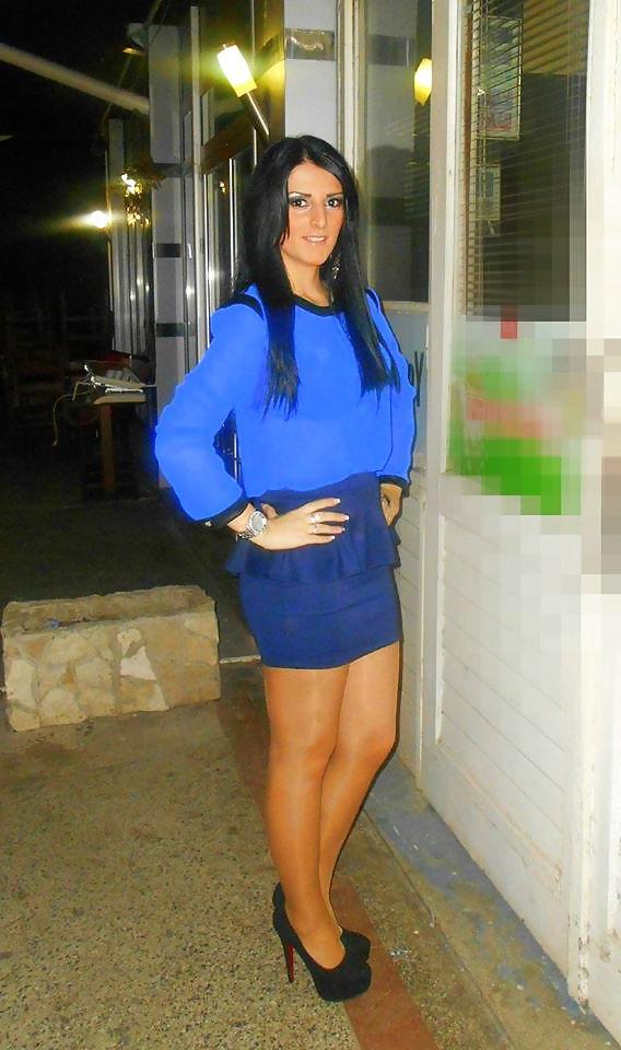 25P LEGS LEGS AND HEELS 1