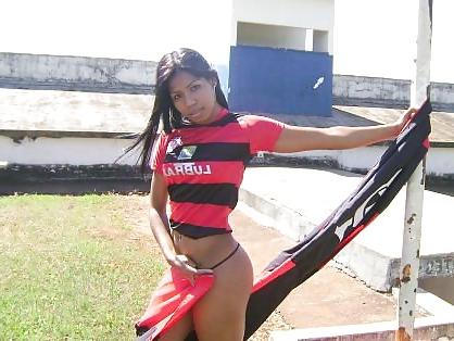 25P Babes in slums of Rio. 2(personal files)