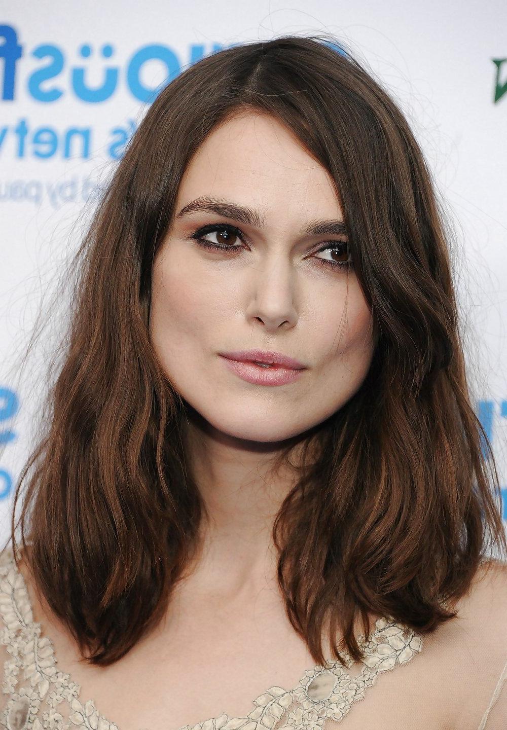 25P Keira Knightley The Royal Lady of England