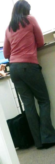 12P Voyeur at Dr.'s Office