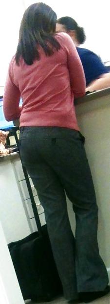 12P Voyeur at Dr.'s Office