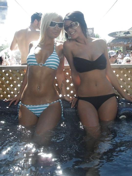 25P Facebook bikini cuties 2