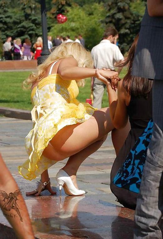 20P Real Upskirt