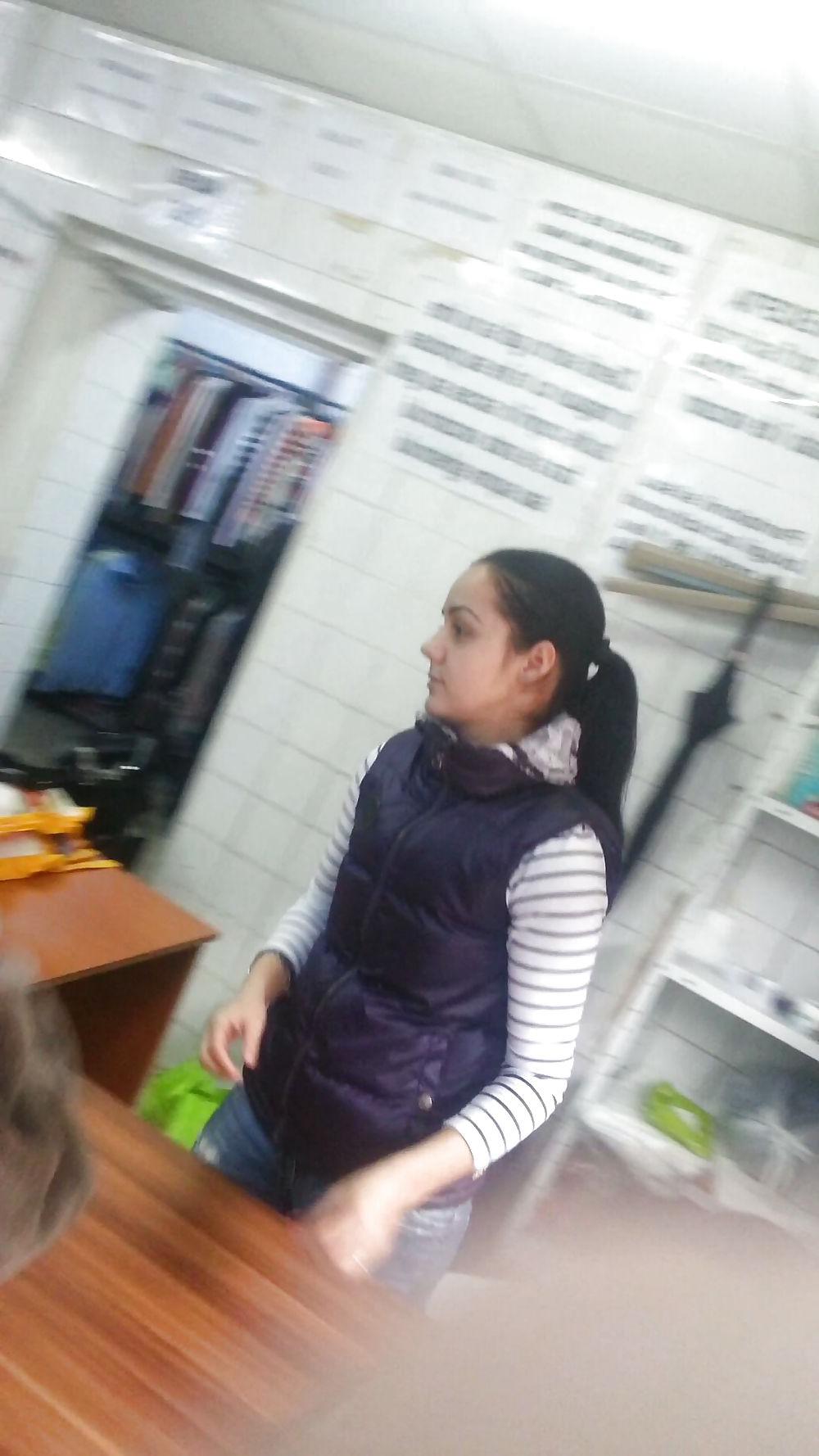 25P Spy shop and mall romanian