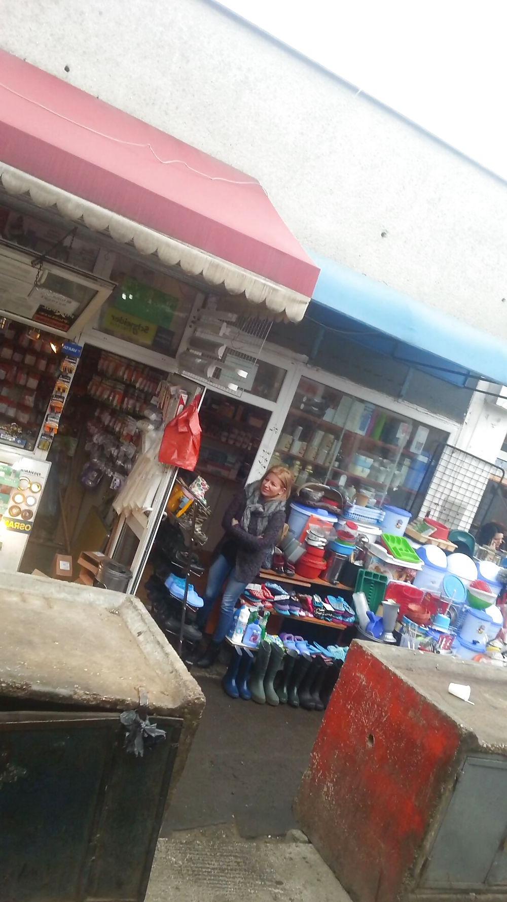 25P Spy shop and mall romanian