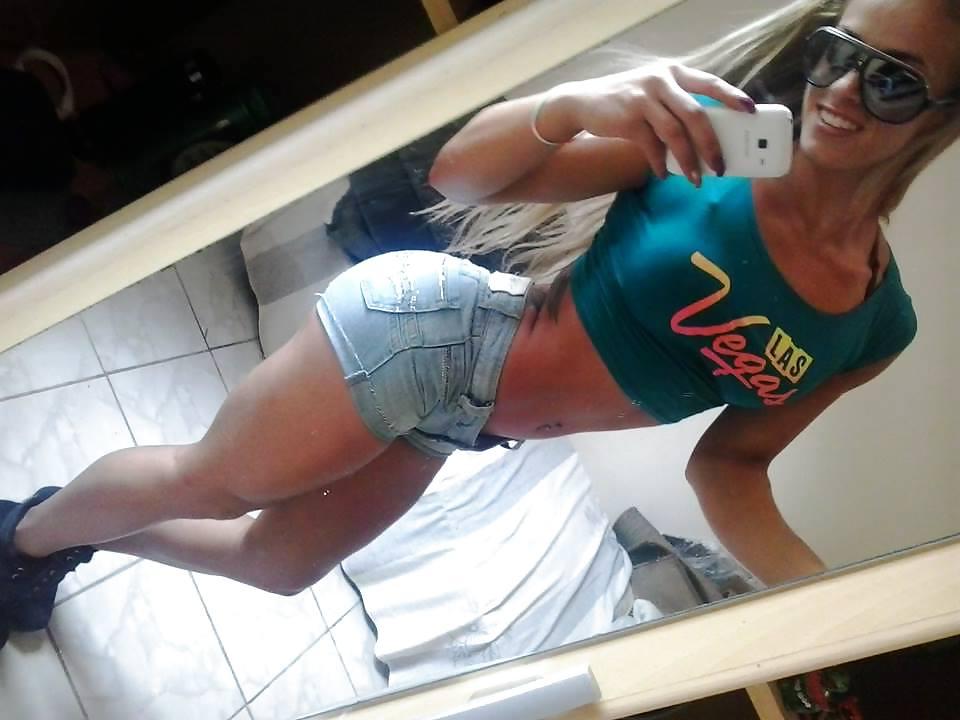25P Brasil asses and butt